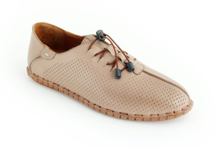 Un modèle de chaussure camper assez légère