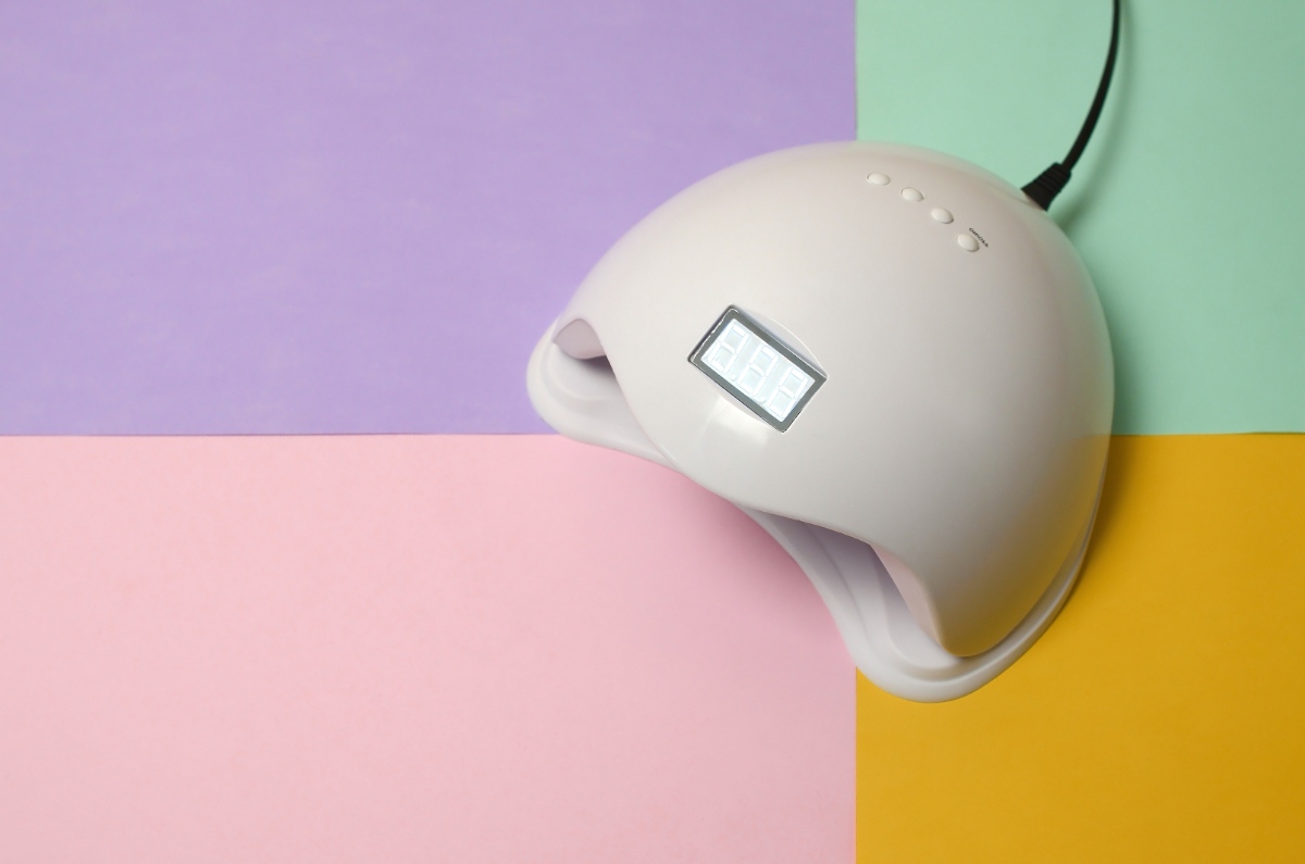 Une lampe à ongle moderne